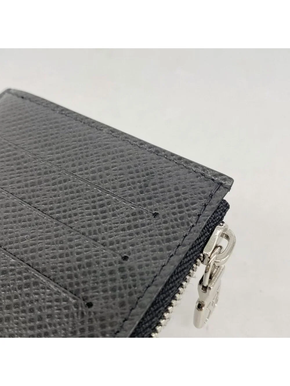 Louis Vuitton Taiga Coin Card Holder Ardoise